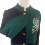 Doncaster Vintage  navy & green color lock sweater Photo 3