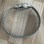 Seiko Ladies Watch Round White Dial Two-Tone Stretch Bracelet Day Date Windows Photo 10