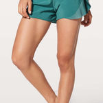Lululemon Women’s Play Off the Pleats Short 3” 🌿 Size 6 – Sea Green Photo 0