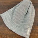Gerry woMen's Gray Silver Striped Metallic Acrylic Knit Beanie Hat One Size Photo 0