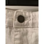 Universal Threads Universal Thread Women's Plus White Jean Midi Shorts Size 26 Photo 3