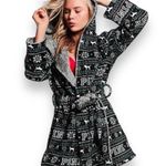 Victoria's Secret Victoria Secret PINK Hooded Reversible Fairisle Logo Plush Robe Photo 0