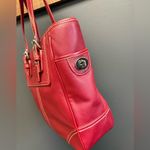 Coach F11396 Hampton Gallery Red Leather Tote Contrast White Stitch Handbag Photo 3