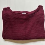 Garage sweater Photo 1