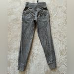 Lululemon Women’s Warm Down Jogger‎ Thread Dye Sweatpants Size 0 Photo 2