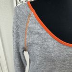 Kut From The Kloth Kut from the Cloth gray and orange top Photo 2