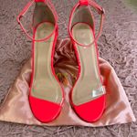 Miss Lola Heels Photo 1