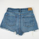American Eagle Women's Size 4 Strigid Distressed Denim Cutoff Shorts Blue Photo 8