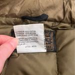 Eddie Bauer Vintage  Women’s Green Cotton Goose Down Quilted Puffer Vest Size M Photo 2