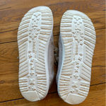 Hey Dude Womens 10 Wendy Chambray Beige Slip on Shoes Photo 7