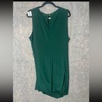 Forever 21  Woman Size 3X Rushed Sleeveless hunter green Fitted Dress NWT‎ Photo 4