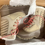 The North Face New Shellista IV Waterproof Winter Boots 5.5 Flax Walnut Photo 0