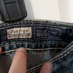 Miss Me Y2K  Embroidered Mid Rise Boyfriend Capri W28 Medium Wash Photo 4