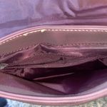 Purple crossbody purse Photo 2