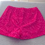 Vineyard Vines XL pink drawstring shorts. NWOT. Photo 3