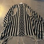 BNWT striped/tribal print knit vest with fringe detail size small Photo 3