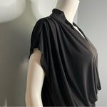 ECI  Black V Neck Cap Sleeve Short Sleeve Top Size L Photo 2
