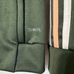 Adidas  Women’s Climalite Lightweight Full Zip Olive Jacket Size S Photo 7