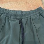 Lululemon  Final Play Cropped jogger Photo 2