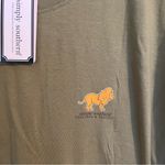 Simply Southern NWT Long Sleeve T-Shirt Size XL Floral Lion Tracker Conservation Photo 4