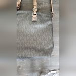 Michael Kors Jet Set Multifunction Large Tote Bag Photo 7