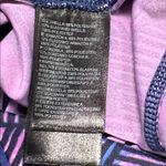 The North Face  Pink and Purple Geometric Capri Athletic Leggings Size Small Photo 4