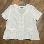 Peace & Pearls  white Vneck Muslim top Photo 0
