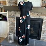 Loveappella  Black Maxi Dress with Floral Print Photo 2