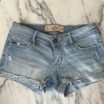 Hollister Jean Short Shorts Photo 0