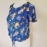 Rewind  blue floral crop top size xs Photo 2