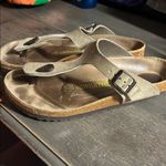 Birkenstock Beige Suede Gizeh sandals - Size 40 women’s 9 - Flaw Photo 1