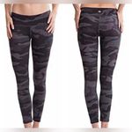 Tuff Athletics  Camo Leggings Size Large Photo 7