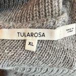 Tularosa cold shoulder sweater Xl Photo 4