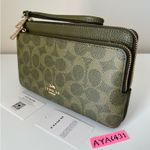 Coach Large Double Zip Wristlet Photo 0