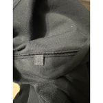 Lululemon  women's‎ space crew eyelet black size 4 Photo 3