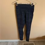 Alo Yoga Alo High-Waist Camo Vapor Leggings in Black Camoflauge Photo 4