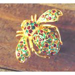 Joan Rivers HOLLY JOLLY BEE PIN BROOCH Holiday Christmas Holly Berries Green Red Photo 5