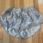 Lululemon Hotty Hot Short 2.5” Photo 0