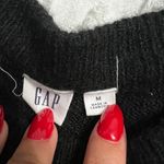 Gap Black Sweater Photo 2