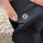 Lululemon invigorate 23 inch black cropped leggings size 10 Photo 5