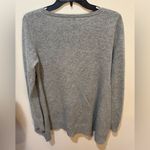 Neiman Marcus  Cashmere Grey Sweater Sz‎ Medium Photo 2