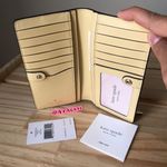 Kate Spade Wallet Photo 3