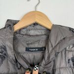 Torrid Packable Puffer Hooded Jacket In Grey With Skull Pattern Photo 7