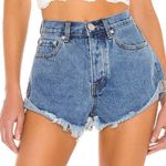 superdown kathleen denim short in stone wash Photo 0