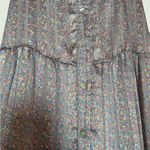 Floral Button Photo 1