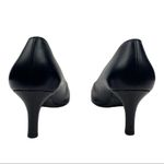 Salvatore Ferragamo VTG Navy Dual Texture Patent Cap Toe/Leather Heels Pumps 9 Photo 5