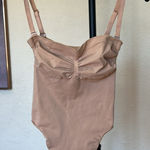 SKIMS  SEAMLESS SCULPT STRAPLESS THONG BODYSUIT MICA‎ Size L NWOB Photo 0