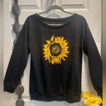 SheIn  Sunflower print sweatshirt/top Size M Photo 2