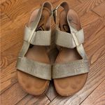 OTBT  Indio Gold and Tan Platform Sandals Photo 4