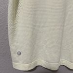 Lululemon New without tags Train to Be Short-Sleeve Shirt
Elixir / Elixir size S Photo 5